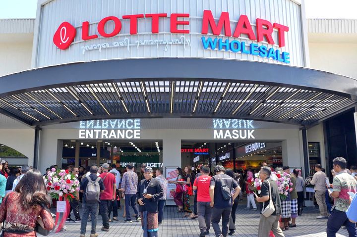 인도네시아 발리 덴파사르지역에 위치한 롯데마트 발리점 매장 외부 전경.(사진=롯데쇼핑 제공) *재판매 및 DB 금지