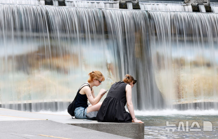 인천, 당분간 평년기온 웃도는 더위…출근길 안개 주의
