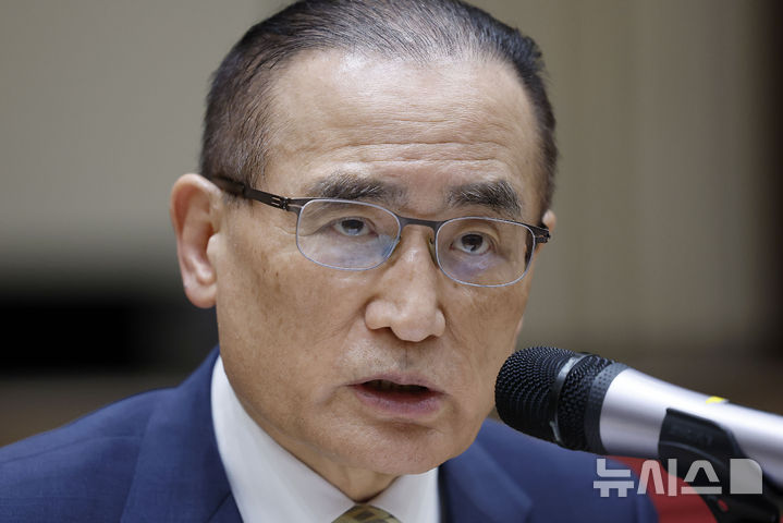 [서울=뉴시스] 최동준 기자 = 위성락 국가안보실장이 22일 서울 용산 대통령실 청사에서 현안 관련 기자간담회를 하고 있다. 2025.08.22. photocdj@newsis.com