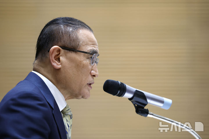 [서울=뉴시스] 최동준 기자 = 위성락 국가안보실장이 22일 서울 용산 대통령실 청사에서 현안 관련 기자간담회를 하고 있다. 2025.08.22. photocdj@newsis.com