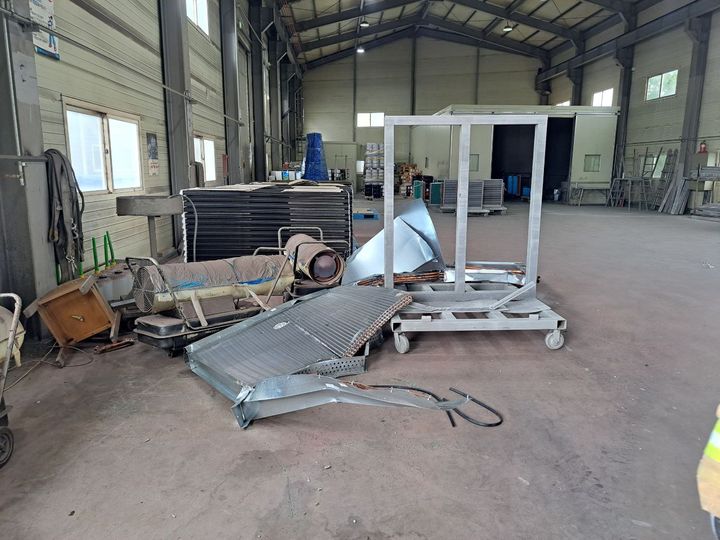 [수원=뉴시스] 사고 현장 모습. (사진=경기도소방재난본부 제공) 2025.08.23. photo@newsis.com *재판매 및 DB 금지