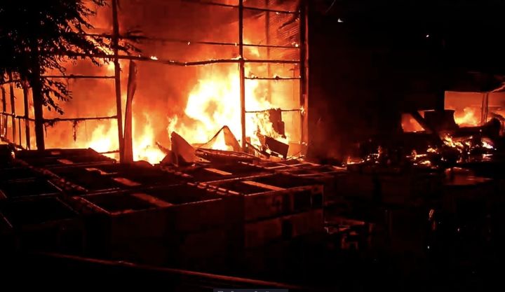 [수원=뉴시스] 화재 현장. (사진=경기도소방재난본부 제공) 2025.08.24. photo@newsis.com *재판매 및 DB 금지