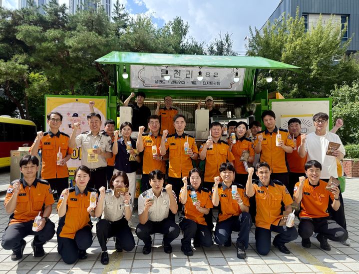 [대구=뉴시스] 대구북부소방서가 25일부터 27일까지 찾아가는 커피차 '지누카페'를 운영한다. (사진=대구북부소방서 제공) 2025.08.25. photo@newsis.com *재판매 및 DB 금지