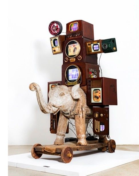 백남준, 1932-2006, '혜초', mixed media, 140×215×256cm, 1993 *재판매 및 DB 금지