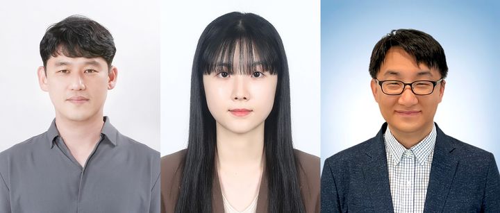 [울산=뉴시스] 구미현 기자 =UNIST 연구진. 사진 왼쪽부터 송현곤 교수, 이지수 연구원(제1저자), 이호식 연구교수(공동 제1저자) photo@newsis.com *재판매 및 DB 금지