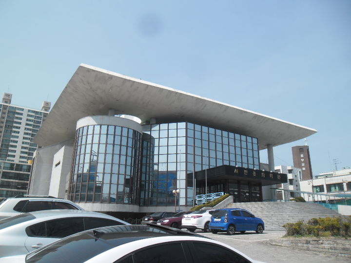 군산시민문화회관 전경 *재판매 및 DB 금지