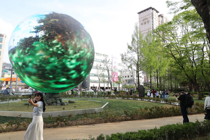 [서울=뉴시스] 더 스피어. 2025.08.27. (사지=송파구 제공) *재판매 및 DB 금지