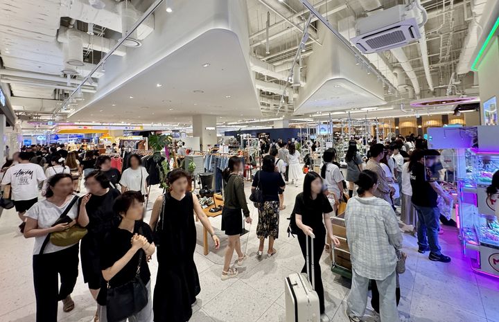 [서울=뉴시스] HDC그룹 유통 전문 기업 HDC아이파크몰은 용산점 리빙파크 3층에 새롭게 선보인 도파민 스테이션을 필두로 올해 창사 이래 최대 실적을 달성할 것으로 전망한다고 27일 밝혔다.(사진=HDC아이파크몰 제공) *재판매 및 DB 금지