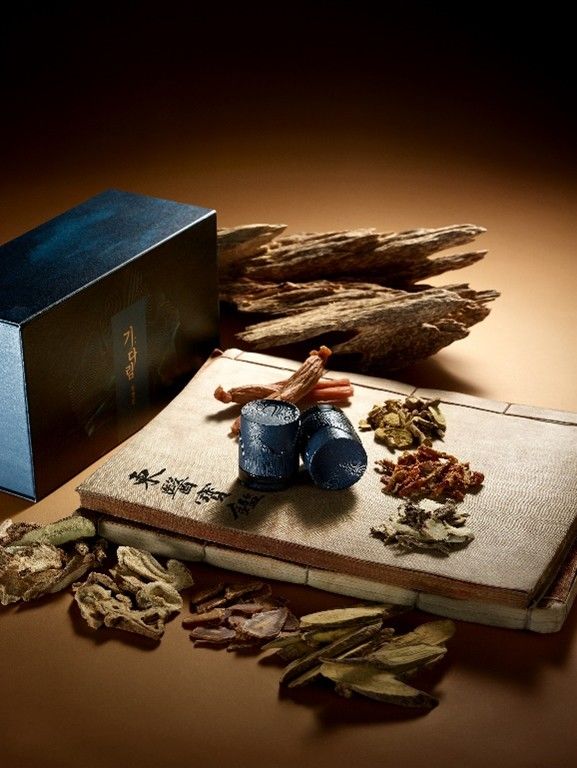 [서울=뉴시스] KGC인삼공사 정관장 '기다림 침향환'.(사진=KGC인삼공사 제공) *재판매 및 DB 금지