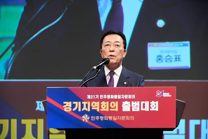 [수원=뉴시스] 홍승표 민주평화통일자문회의 경기부의장이 이달 말 2년 임기를 마무리한다. (사진=민주평통 경기지역회의 제공) 2025.08.27. photo@newsis.com *재판매 및 DB 금지