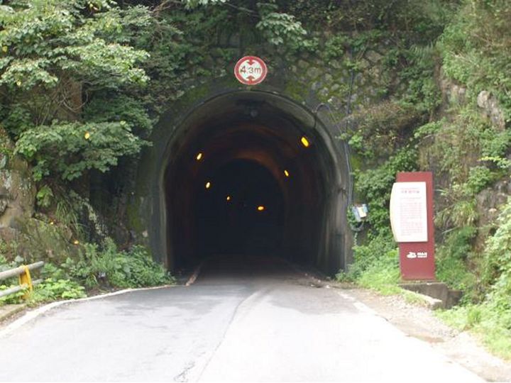 [무안=뉴시스]일제강점기 유적 '여수 마래 제2터널'. (사진=전남도 제공) 2025.08.28. photo@newsis.com *재판매 및 DB 금지