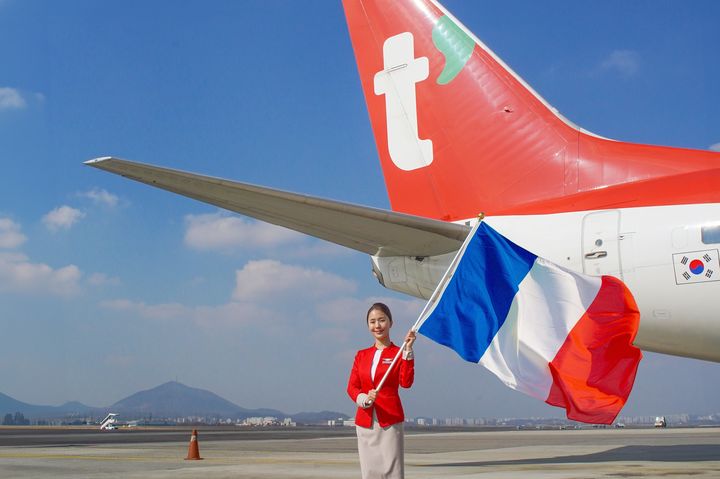 [대구=뉴시스]티웨이항공의 대표 장거리 노선인 인천~파리 노선이 취항 1주년(사진=티웨이항공) photo@newsis.com *재판매 및 DB 금지