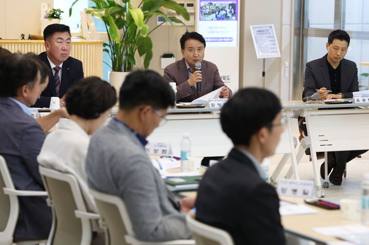 28일 충북 청주시 흥덕구 오송읍 KTX 오송역 오송 선하마루에서 '오송역 중심의 종합개발계획 수립용역' 착수보고회가 열리고 있다. (사진=충북도 제공) *재판매 및 DB 금지