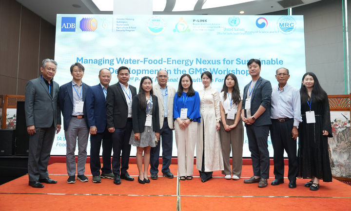 [수원=뉴시스] P-LINK 캄보디아 프로젝트팀. (사진=엘투이솔루션 제공) 2025.08.29. photo@newsis.com *재판매 및 DB 금지