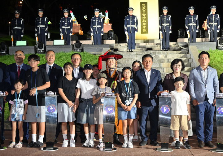 [진주=뉴시스]진주시, ‘진주 국가유산 야행’ 진주성에서 개막.(사진=진주시 제공).2025.08.30.photo@newsis.com *재판매 및 DB 금지