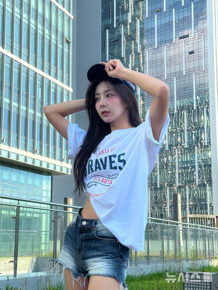 [뉴시스] 치어리더 목나경. (사진=인스타그램)