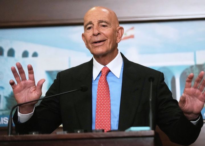 [베이루트=AP/뉴시스] 톰 배럭 주튀르키예 미국대사가 26일 레바논 베이루트 대통령국에서 조셉 아운 레바논 대통령 등과 만난 뒤 기자회견을 갖고 있다. 2025.08.31 *재판매 및 DB 금지