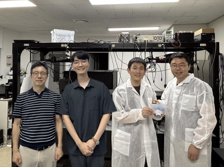 (왼쪽부터) 예종철 교수, 권태성 박사과정, 송국호 박사과정, 장무석 교수(사진=KAIST 제공) *재판매 및 DB 금지