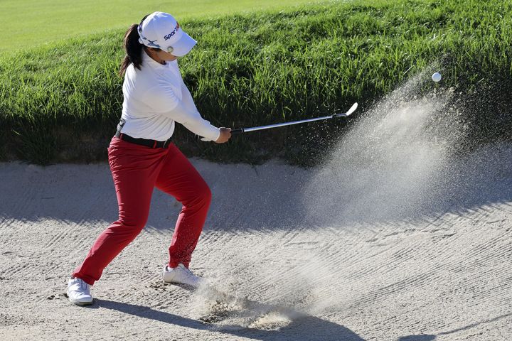 [노턴=AP/뉴시스] 김세영이 지난달 31일(현지 시간) 미 매사추세츠주 TPC 보스턴에서 열린 미국여자프로골프(LPGA) 투어 FM 챔피언십 최종 라운드 15번 홀 벙커에서 샷하고 있다. 김세영은 최종 합계 17언더파 271타 단독 3위로 대회를 마쳤다. 2025.09.01.