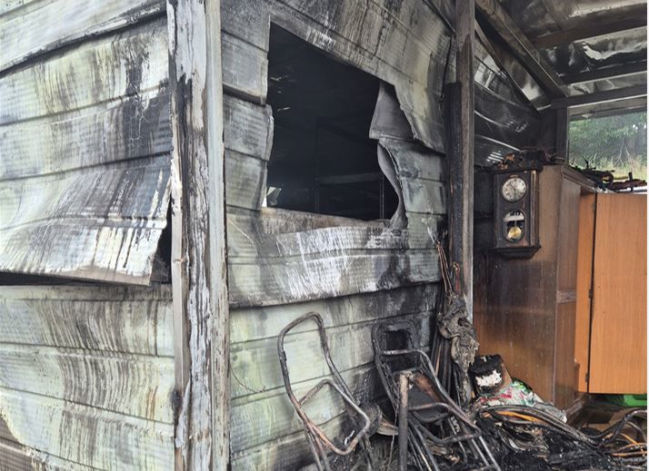  [안동=뉴시스] 안동시 와룡면 농가 창고 화재 현장 (사진=경북소방본부 제공) 2025.09.01. photo@newsis.com *재판매 및 DB 금지