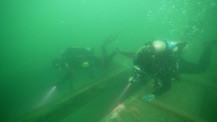 [서울=뉴시스] 수중발굴 캠프 체험장의 교육 장면 (사진=국가유산청 제공) 2025.09.01. photo@newsis.com *재판매 및 DB 금지