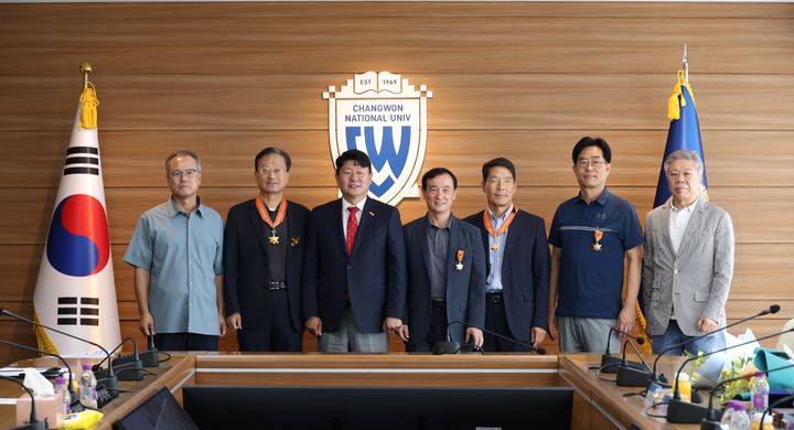 [교육소식]창원대, 정년퇴임 교원 정부포상·감사패 전달식 등