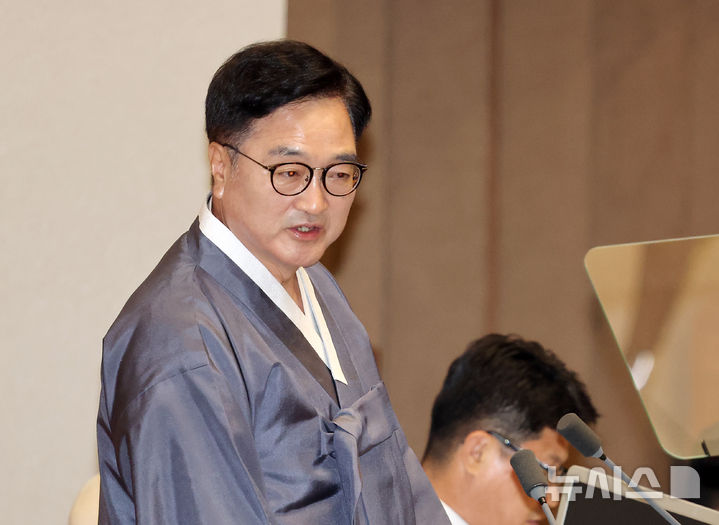 [서울=뉴시스] 김명년 기자 = 우원식 국회의장이 1일 오후 서울 여의도 국회에서 열린 제22대 제429회국회(정기회) 개회식에서 연설하고 있다. 2025.09.01. kmn@newsis.com