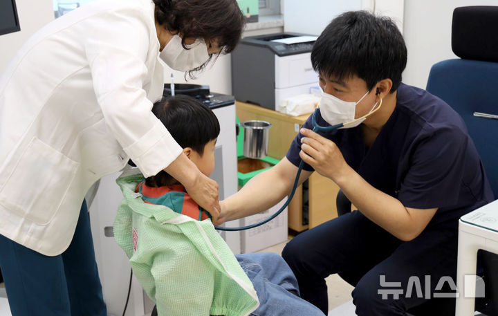 [곡성=뉴시스] 곡성 소아과 상시진료 매우 만족. (사진=곡성군청 제공). photo@newsis.com *재판매 및 DB 금지