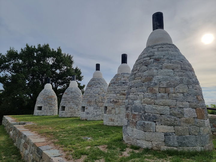 [진주=뉴시스] 망진산 봉수대 복원 모습. (사진=진주시 제공) 2025.09.02. photo@newsis.com *재판매 및 DB 금지