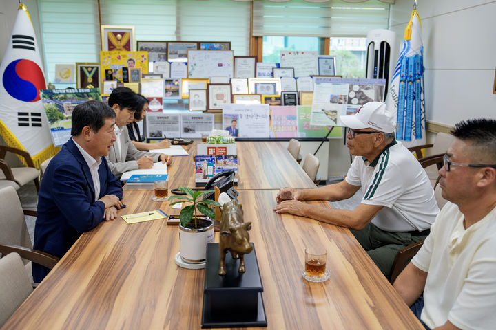 [증평소식]김응용 감독과 '지역 야구 인재 육성' 논의 등