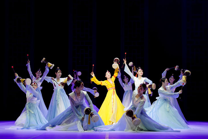 [수원=뉴시스] 공연 사진. (사진=수원문화재단 제공) 2025.09.02. photo@newsis.com *재판매 및 DB 금지