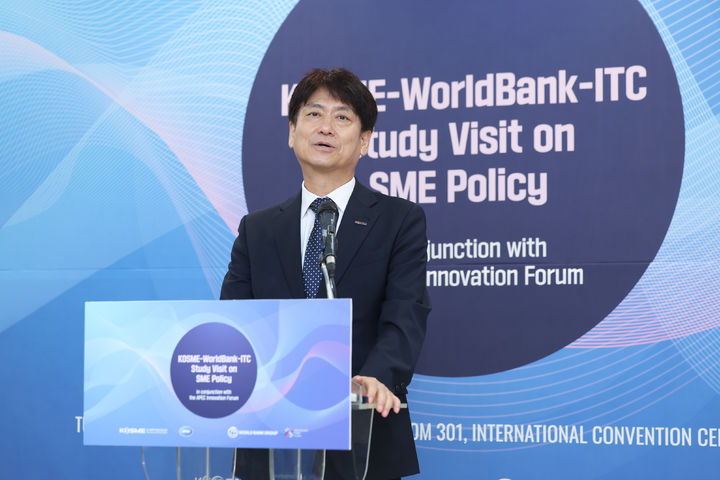 [서울=뉴시스] 박장혁 중소벤처기업진흥공단 글로벌성장이사가 지난 2일 '중진공-세계은행 합동 정책세미나'에서 발언하고 있다. (사진=중소벤처기업진흥공단 제공) 2025.09.03. photo@newsis.com *재판매 및 DB 금지