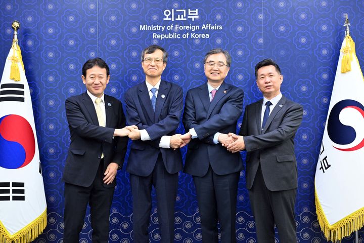 [서울=뉴시스]조현 장관, 한일중 3국협력사무국(TCS)제7대 사무총장단 접견. (사진=외교부 제공) 2025.09.03 *재판매 및 DB 금지