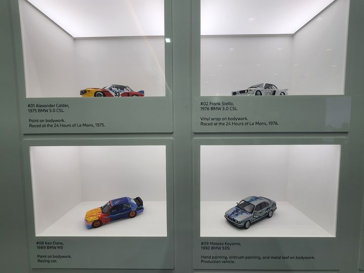 [서울=뉴시스] 3일 서울 코엑스에서 열린 프리즈 서울 2025에 전시된 BMW 아트카 미니어처. (사진=이창훈 기자) 2025.09.03 photo@newsis.com *재판매 및 DB 금지 *재판매 및 DB 금지 *재판매 및 DB 금지