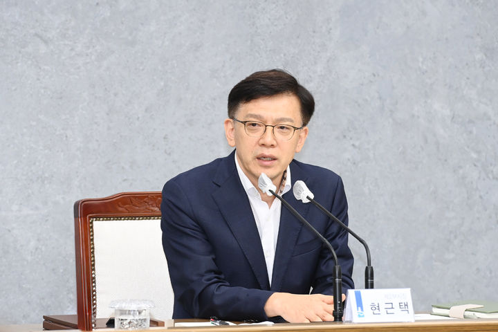 [수원=뉴시스] 현근택 수원시 제2부시장. (사진=뉴시스 DB). photo@newsis.com *재판매 및 DB 금지