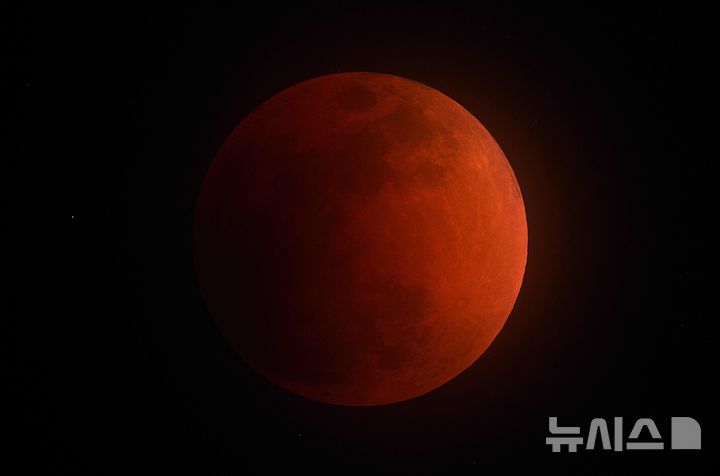 2018년 개기월식 '블러드문'