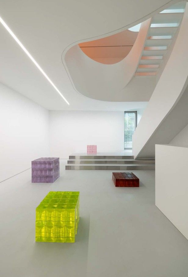 CONVERSATIONS II, Esther Schipper, Seoul, 2025. Courtesy of the artists and Esther Schipper, Berlin/Paris/Seoul Photo © Hyun Jun Lee&nbsp; *재판매 및 DB 금지