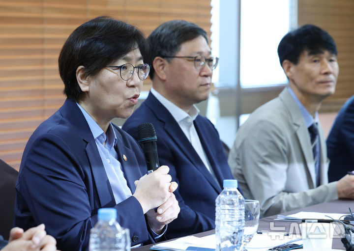 En regardant les dépenses professionnelles de Jeong Eun-kyung… 12 cas sur 18 étaient des « consultations commerciales en matière de soins de santé »