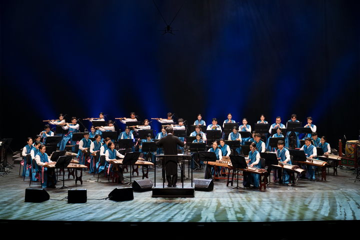 [진주=뉴시스]진주시립국악관현악단 공연.(사진=진주시 제공).2025.09.04.photo@newsis.com *재판매 및 DB 금지