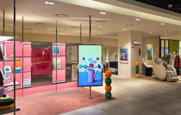 [서울=뉴시스] 세라젬은 현대백화점 천호점에 '세라젬 아트, 쉼 By 꼴렉뜨 핑크'를 마련했다고 4일 밝혔다. (사진=세라젬 제공) 2025.09.04. photo@newsis.com *재판매 및 DB 금지