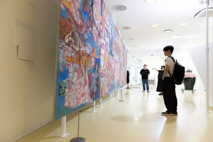 [대구=뉴시스] 2024년 강정보 디아크 광장에서 열린 ‘달성 대구현대미술제’ 모습이다(사진=달성군 제공) 2025.09.04 photo@newsis.com *재판매 및 DB 금지