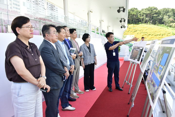  *재판매 및 DB 금지