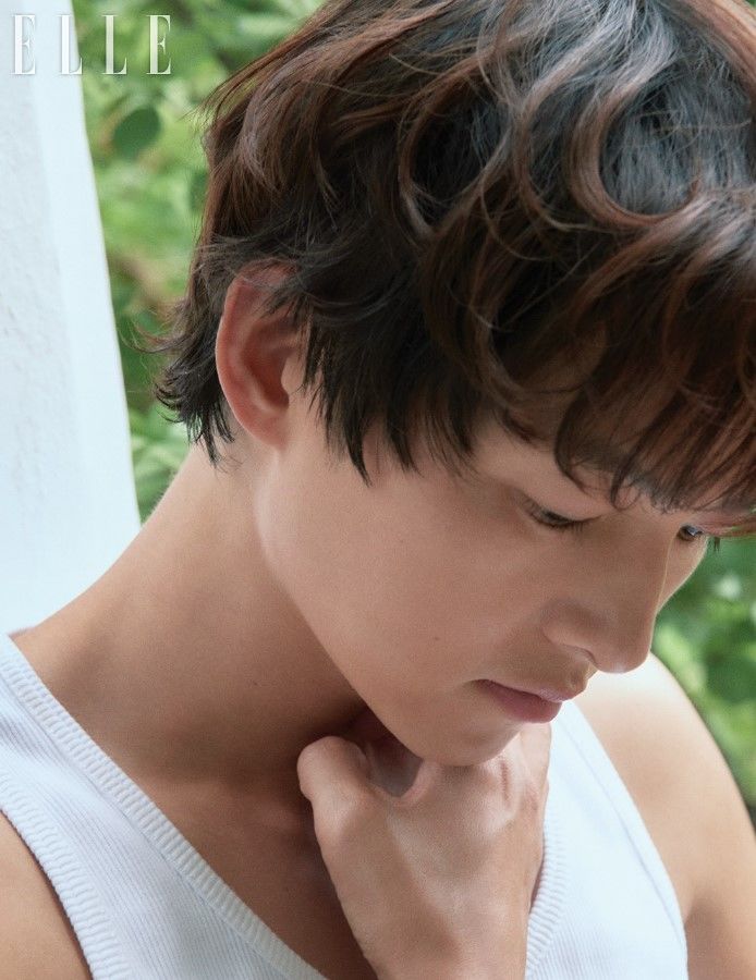 [서울=뉴시스] 송중기. (사진=송중기 인스타그램 캡처) 2025.09.04. photo@newsis.com *재판매 및 DB 금지