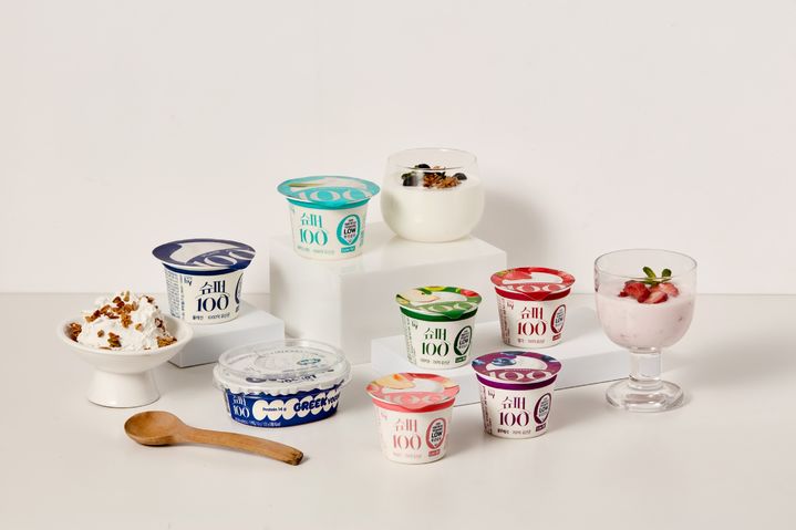 [서울=뉴시스] hy 발효유 브랜드 슈퍼100 그릭요거트 제품 이미지. (사진=hy 제공) *재판매 및 DB 금지