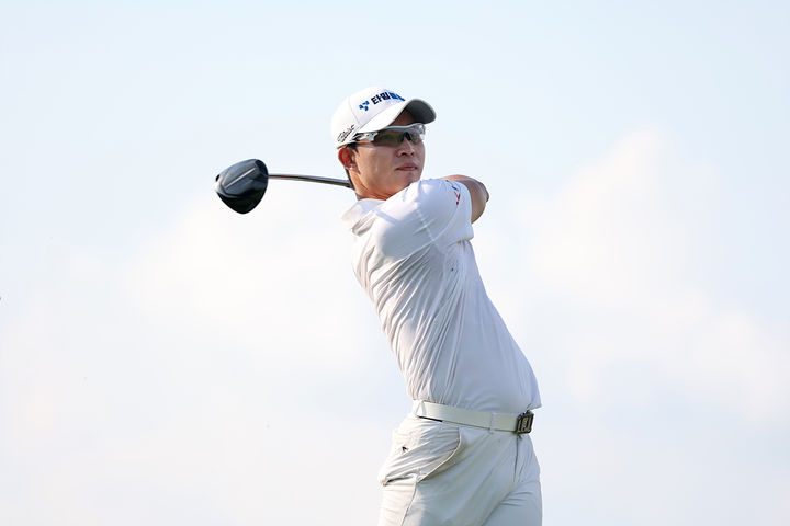 정태양이 4일 전남 영암군 골프존카운티 영암45 카일필립스 코스(파72)에서 열린 한국프로골프(KPGA) 투어 파운더스컵 1라운드 8번 홀에서 드라이버 티샷하고 있다. 2025.09.04. (사진=KPGA 제공) *재판매 및 DB 금지