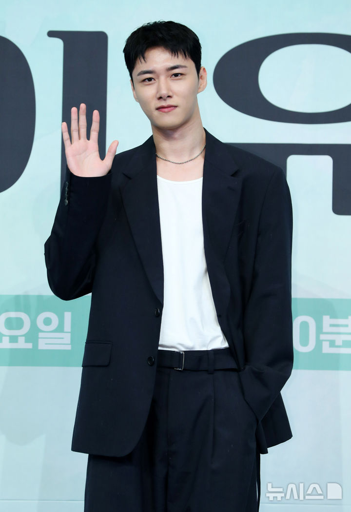 '지우학2' 공개 앞두고…서지훈, 내달 3일 입대