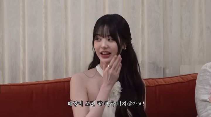 [서울=뉴시스] 4일 유튜브 채널 '추성훈'에는 그룹 '아이브' 장원영이 게스트로 출연한 영상이 공개됐다. (사진=추성훈 유튜브 채널 화면 캡처) 2025.09.05. photo@newsis.com *재판매 및 DB 금지