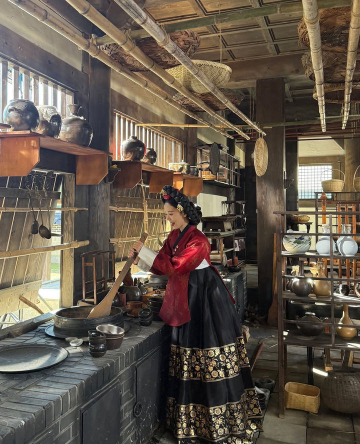 [서울=뉴시스] 배우 강한나. (사진=강한나 인스타그램 캡처) 2025.09.05. photo@newsis.com *재판매 및 DB 금지