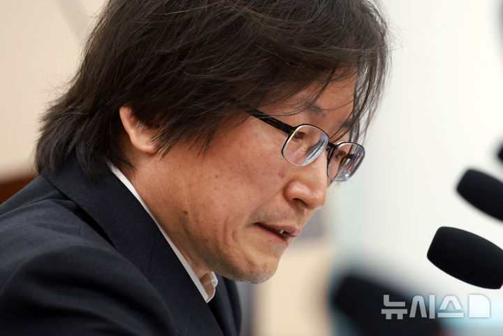 [서울=뉴시스] 고승민 기자 = 주병기 공정거래위원장 후보자가 5일 서울 여의도 국회에서 열린 정무위원회의 인사청문회에서 의원 질의에 답하고 있다. 2025.09.05. kkssmm99@newsis.com