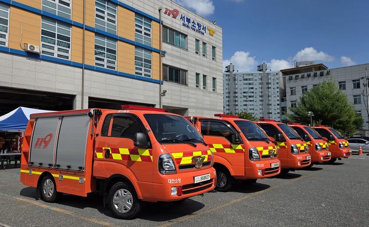 [대전=뉴시스]대전소방본부는 5일 관내 5개 소방서에 소형험지소방차 5대를 배치했다. 2025. 09. 06 photo@newsis.com *재판매 및 DB 금지
